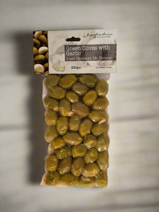 Oliven der Sorte Grün mit Knoblauch im Vakuum - 250g